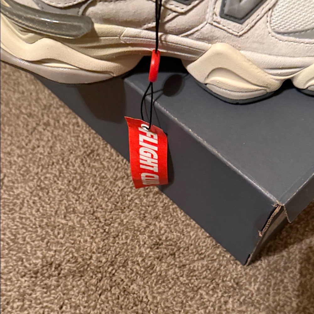 New Balance Off-White and Light Gray Sneakers - Picture 6 of 6
